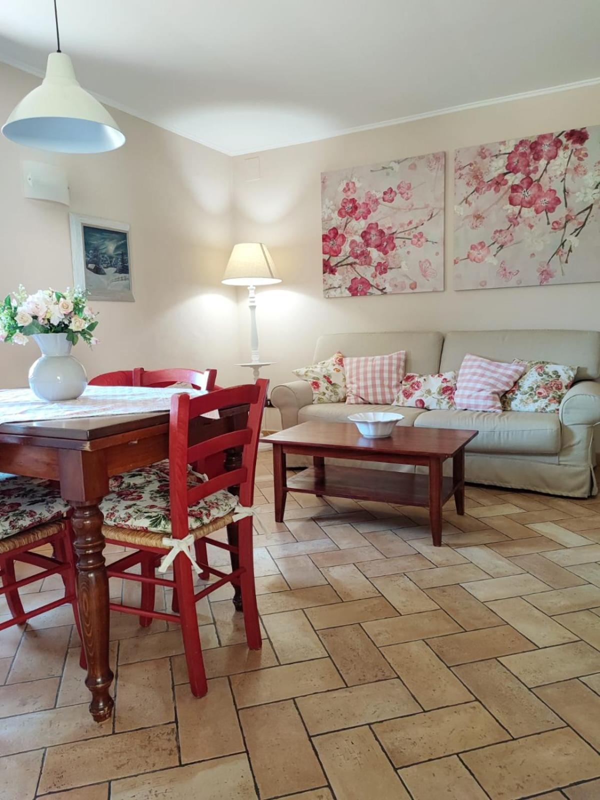 Il Bagolaro Casa Vacanze 술모나 외부 사진